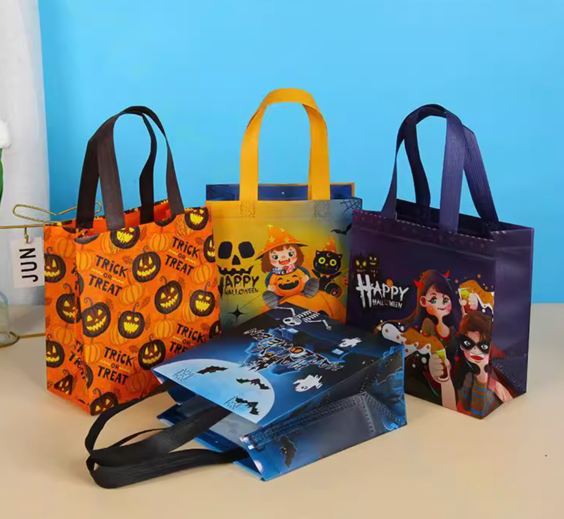 Halloween Kids Treat Tote Bags – 4 Spooky Styles! (Comes in a Pack of 4)